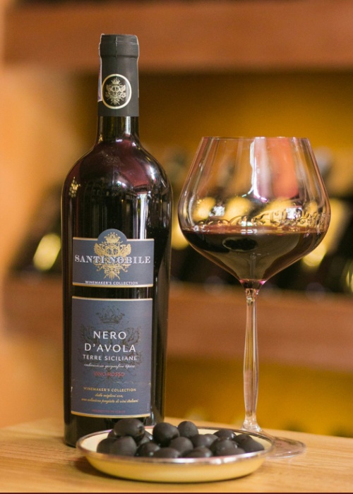 Rượu vang Ý Santi Nobile Nero d´avola